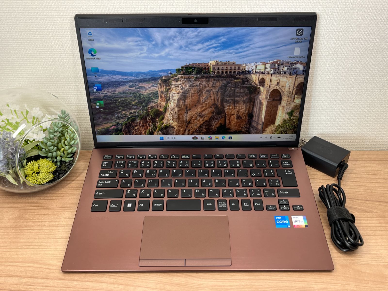 極美品〉0142 VAIO Pro PK VJPK21 4K 3840×2160 16GB 256GB 第11世代　高性能　office2024 ノートパソコン 極美品〉 VAIO Pro PK VJPK21 16GB 256GB 第11世代 高性能 office2024