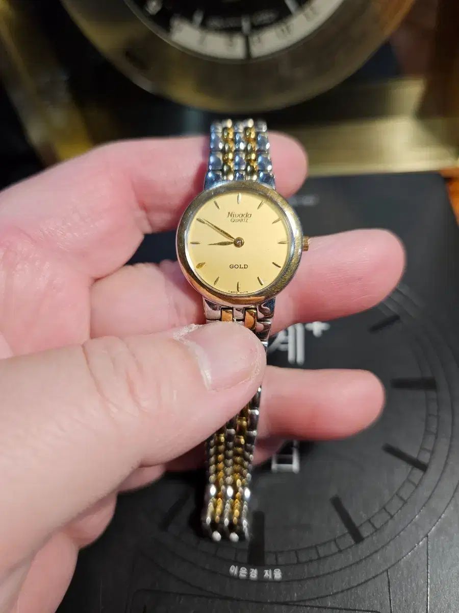 Nivada Quartz ニバダ スイス 쿼츠 ゴールド コンビ レディース 時計 