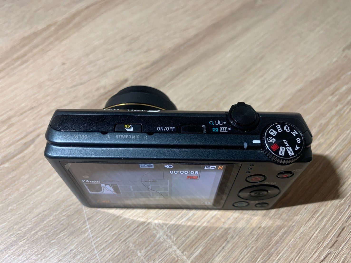 8673 Casio EXILIM EX-ZR100 ブラック デジカメ ジャンク品 - メルカリ