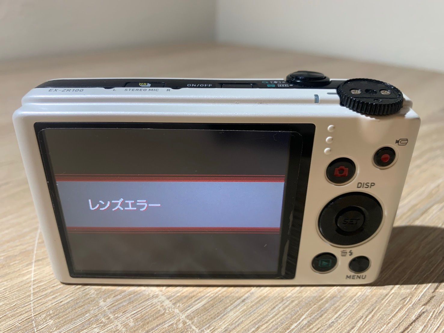 8674 Casio EXILIM EX-ZR100 ホワイト デジカメ ジャンク品 - メルカリ