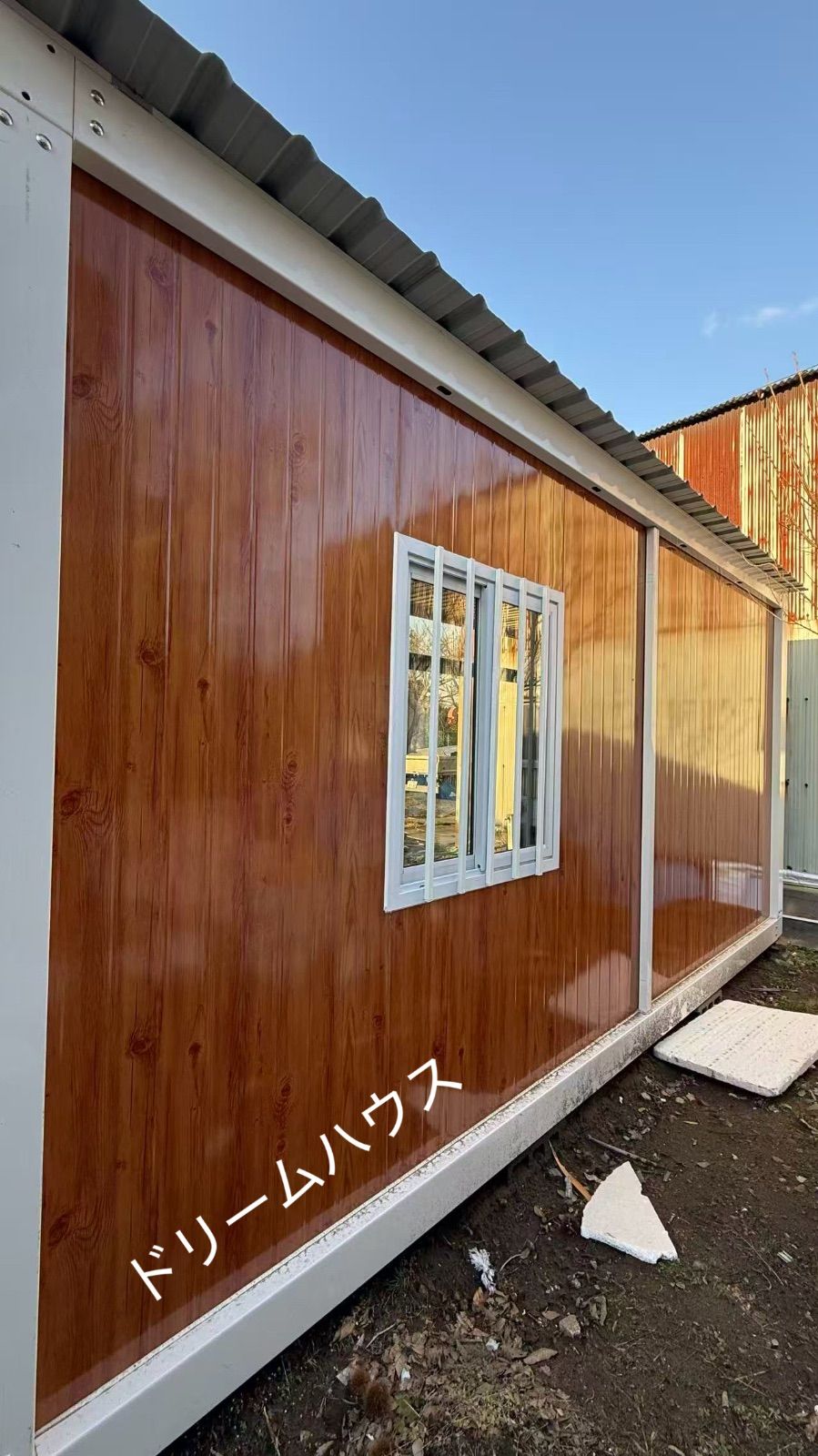8畳2.4x5.4x2.8m勾配屋根プレハブ 仮設 物置 倉庫 事務所 - メルカリ