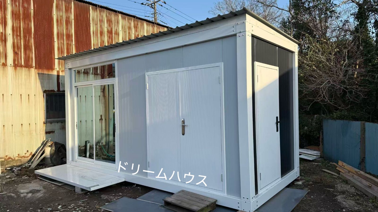 8畳2.4x5.4x2.8m勾配屋根プレハブ　仮設　物置　倉庫　事務所