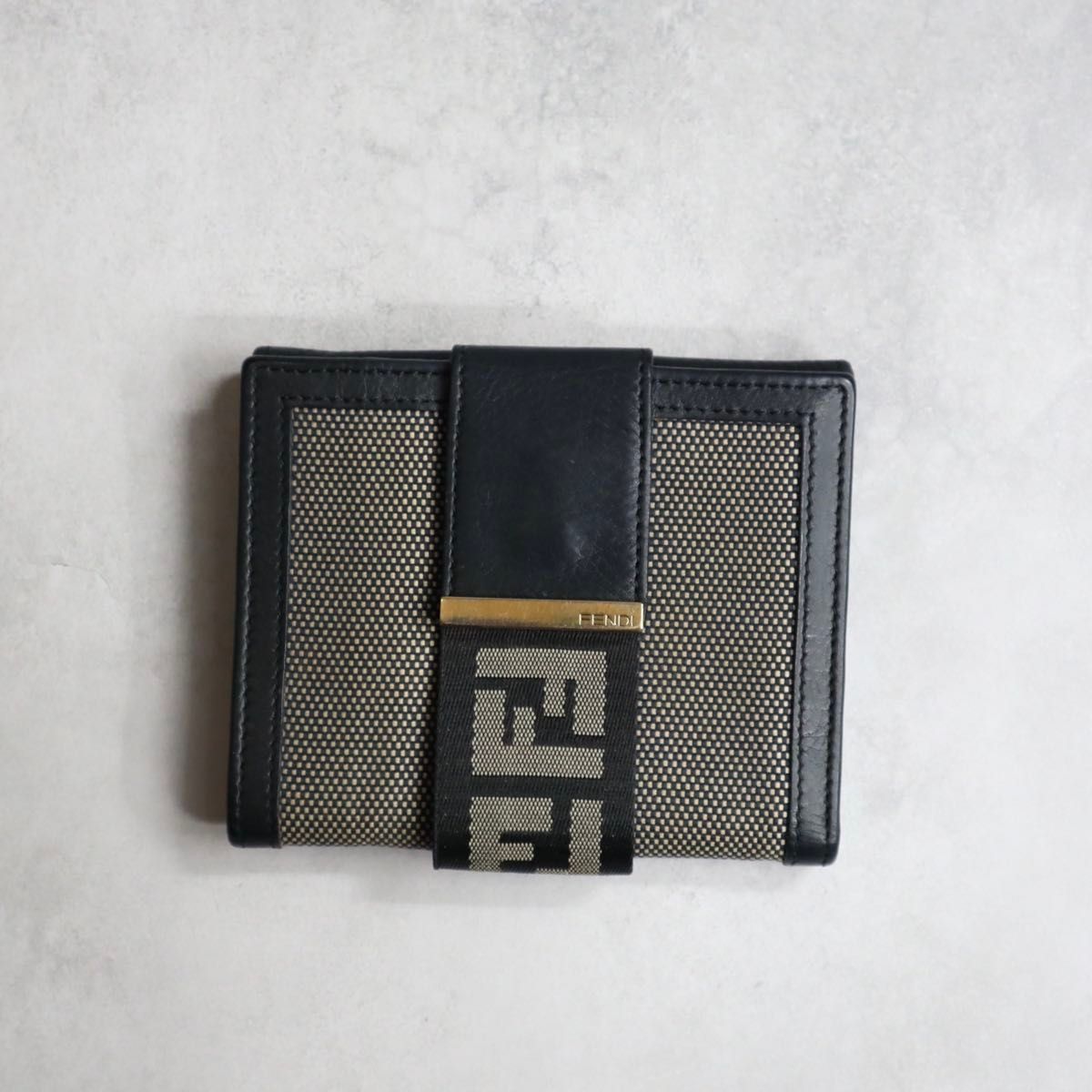 FENDI フェンディ / ズッカベルトコンパクトウォレット 二つ折り財布 