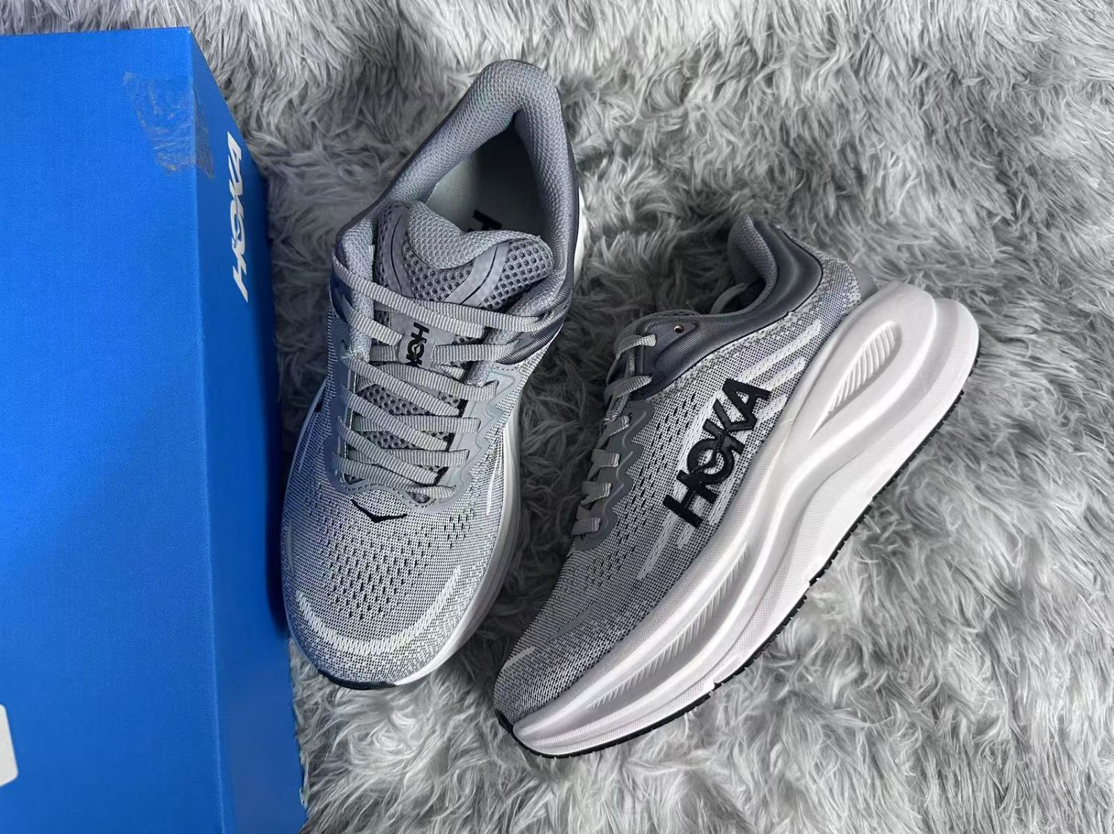 HOKA ONE ONE BONDI9 ボンダイ9スニーカー グレー - メルカリ