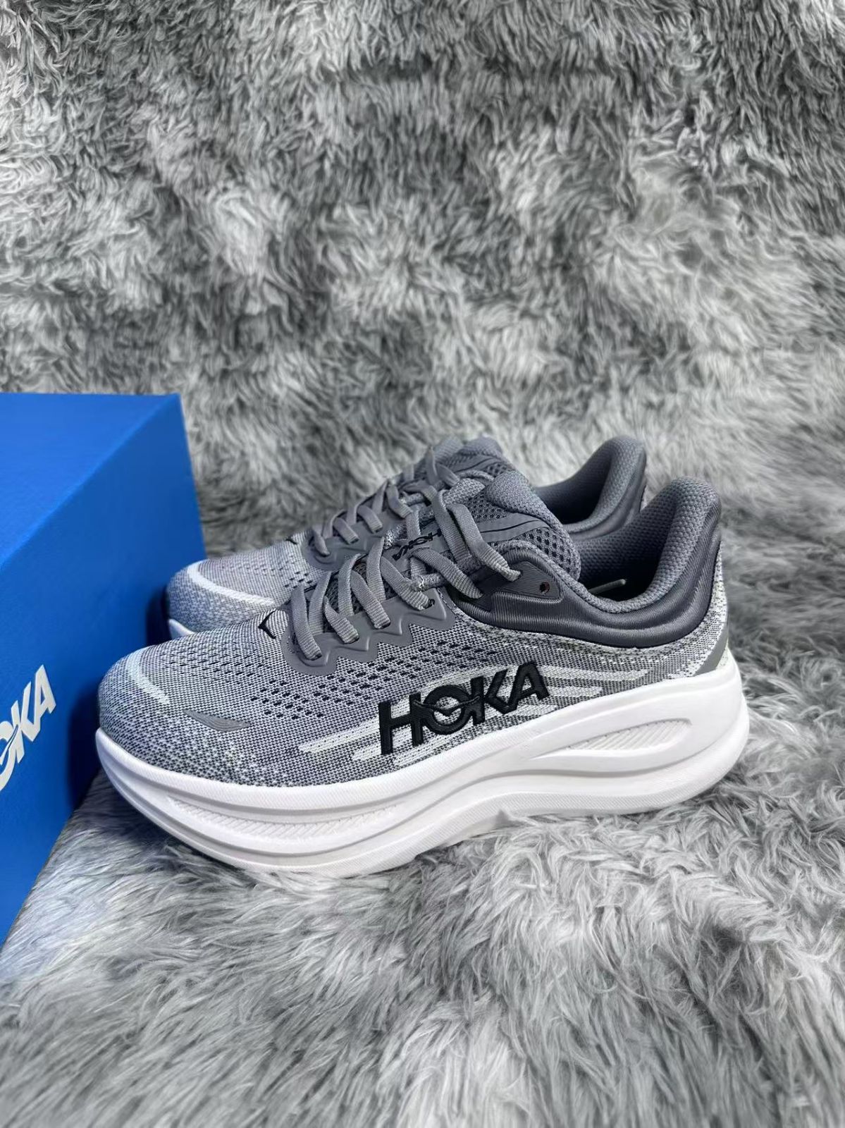 HOKA ONE ONE BONDI9 ボンダイ9スニーカー グレー - メルカリ