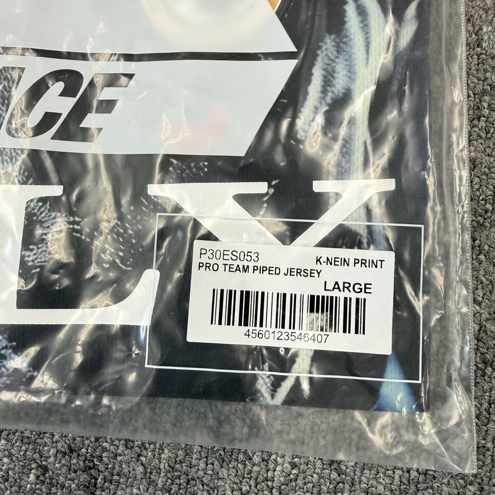 新品未使用 PALACE Pro Team Piped Jersey Lサイズ - メルカリ