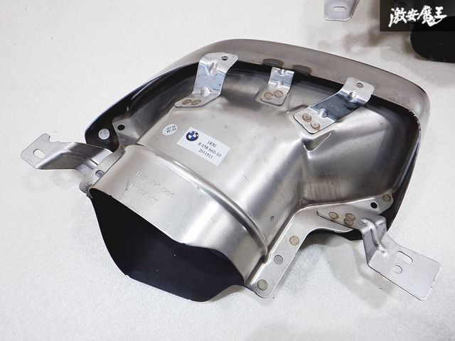 BMW M240i Xdrive (G42) 純正マフラーカバー BMW 純正 M240i BMW M240i Xdrive (G42) 純正マフラーカバー BMW 純正 M240i