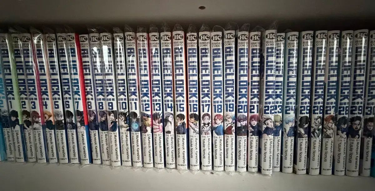 ブルーロック漫画何巻まで UBL81m ブルーロック 第1 35巻続巻全巻