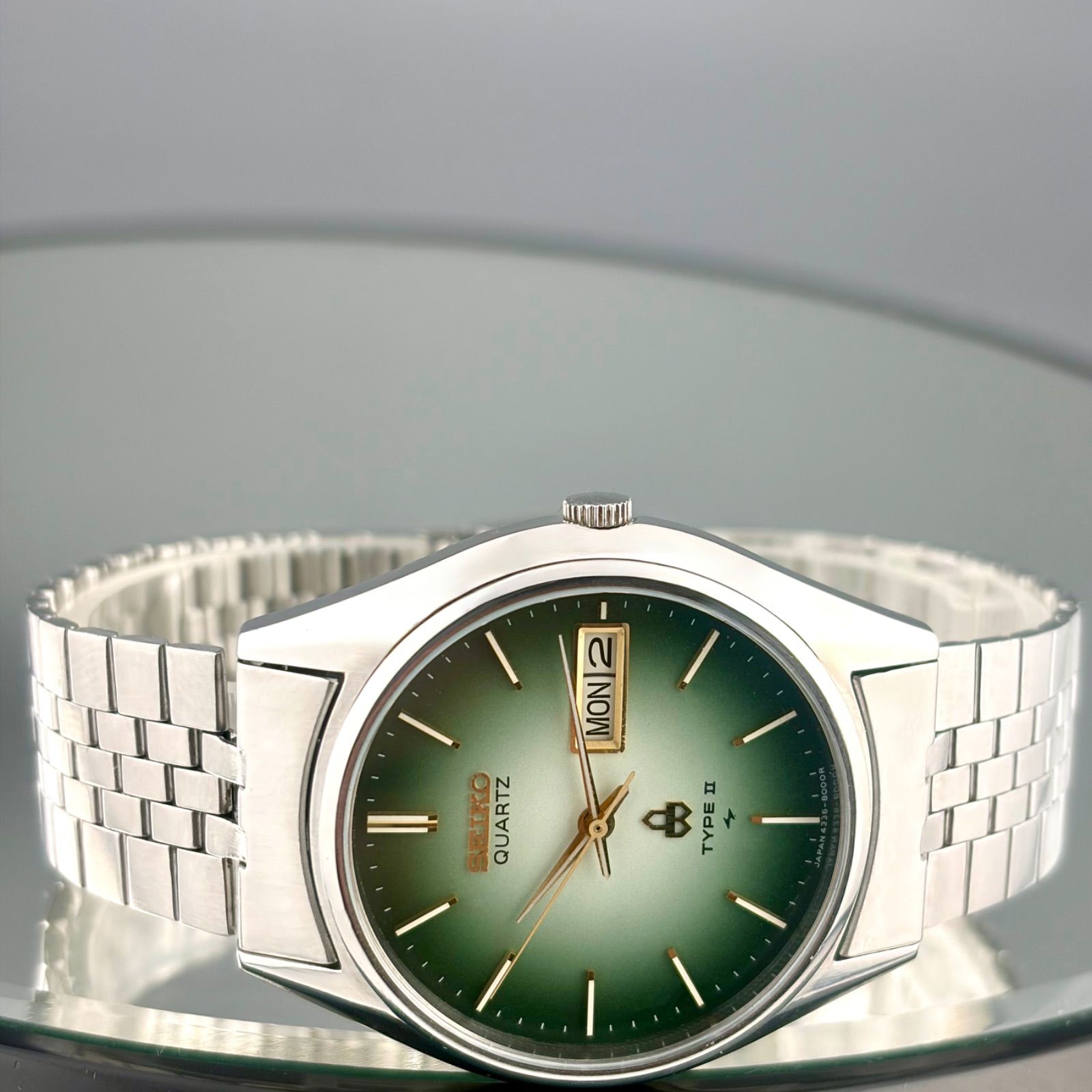 亀戸精工舎製] SEIKO TYPEⅡ デイデイト グラデーション文字盤 メンズ 
