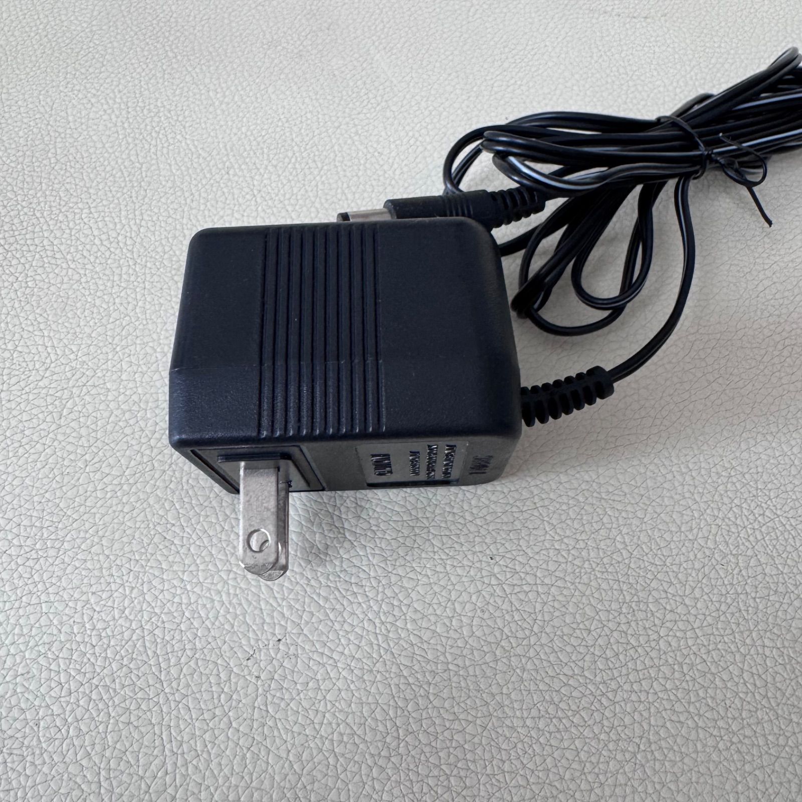 ZOOM ズーム 純正ACアダプター AD-0006A マルチエフェクター 通電確認