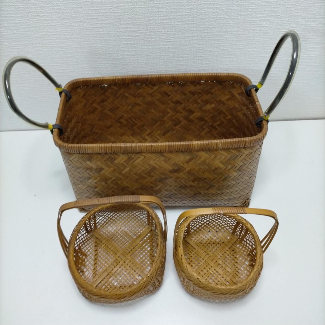 竹細工、天然素材・籘・ラタン、手つき籠・小物入れ・収納かご・持ち