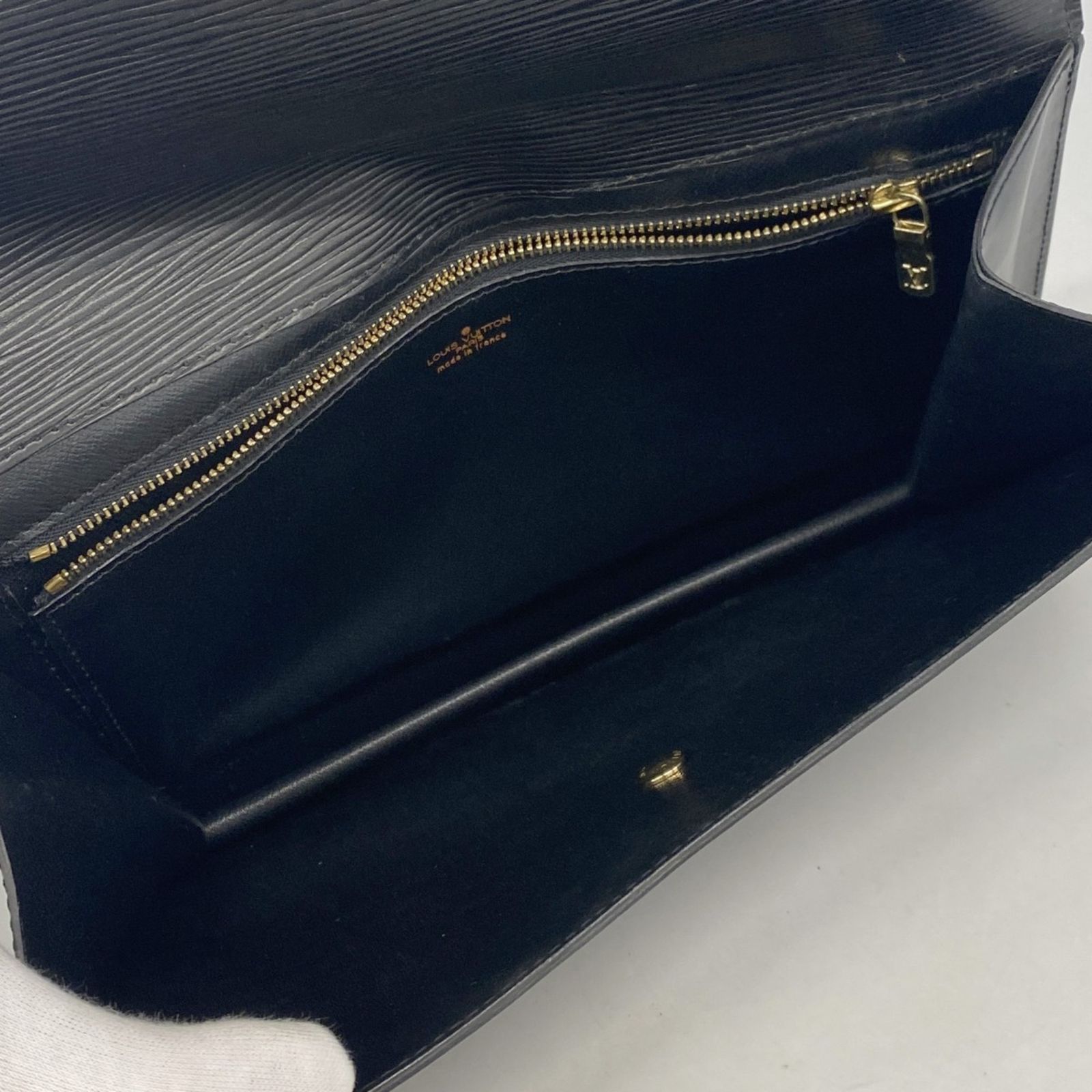 ルイ・ヴィトン(Louis Vuitton) ルイ・ヴィトン クラッチバッグ エピ