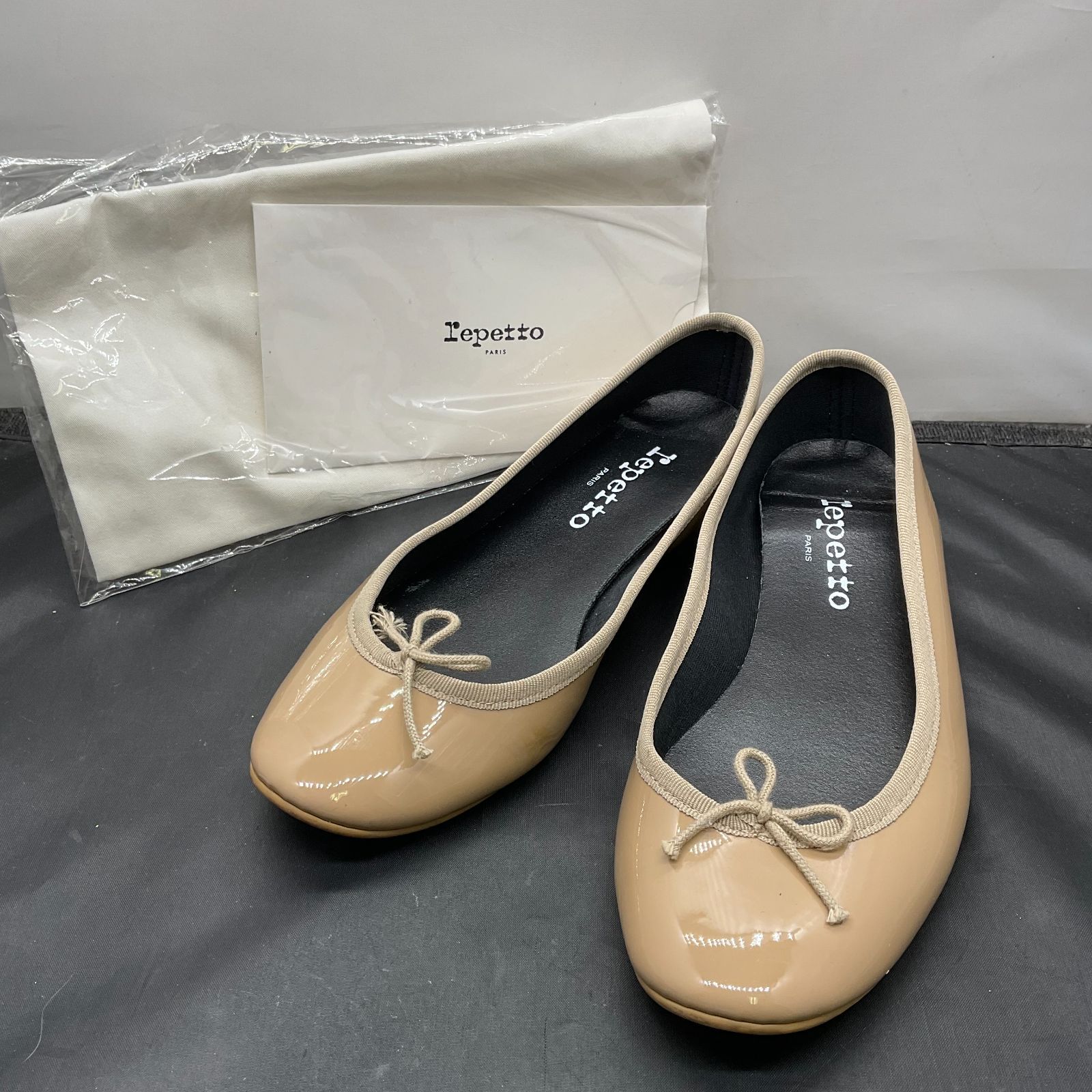 레페토 펌프스 36 1/2 사이즈 B25064592