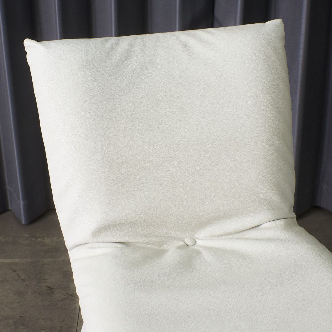 【発送の場合は即購入不可】 定価10万〜 Ligne Roset Calin スチールレッグ ダイニングチェア 椅子 フランス リーンロゼ カラン サイドチェア モダン 高級 98707 定価10万〜 Ligne Roset Calin スチールレッグ ダイニングチェア 椅子