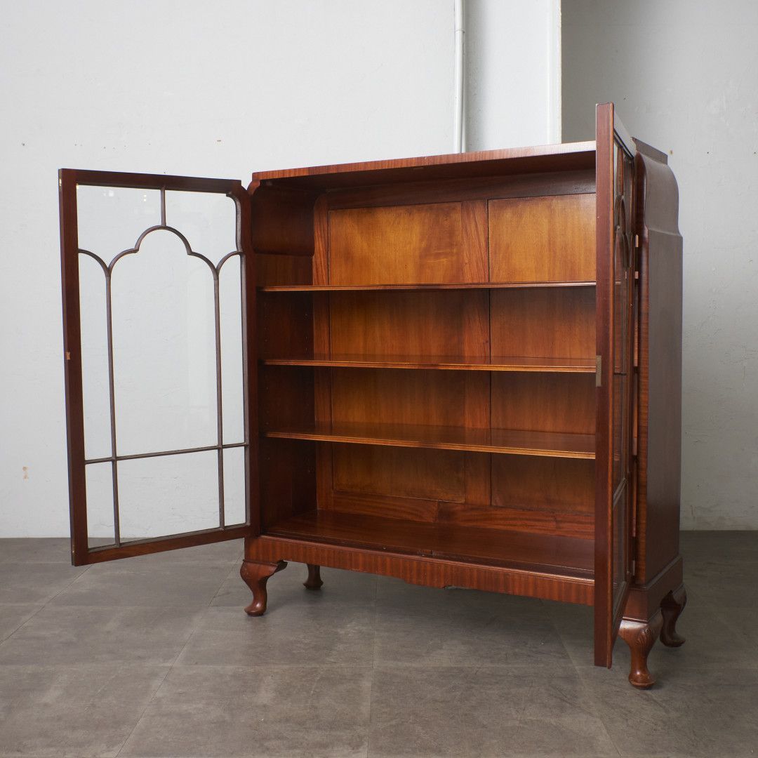 英国 アンティーク ガラス キャビネット マホガニー 飾り棚