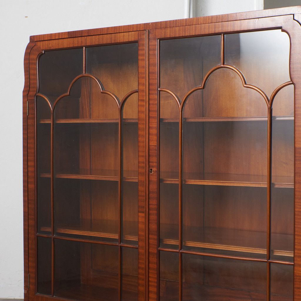 英国 アンティーク ガラス キャビネット マホガニー 飾り棚