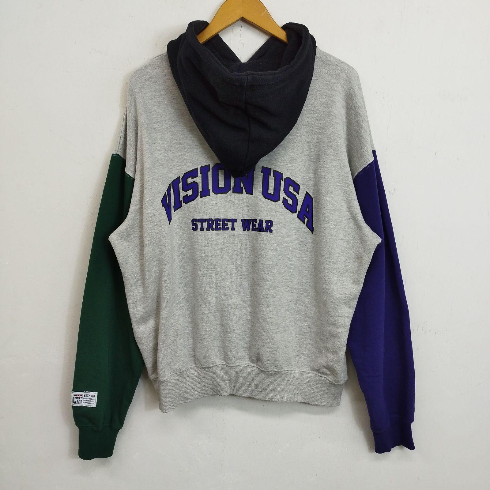 VISION STREET WEAR ヴィジョンストリートウェア パーカー 切替 クマ 