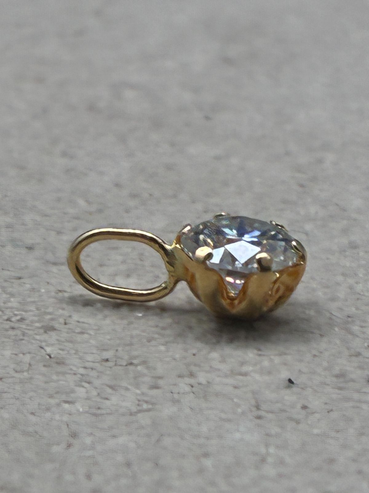 レディース コマ K18 ネックレストップ&frasl;0.25ct 0.2g B25103543