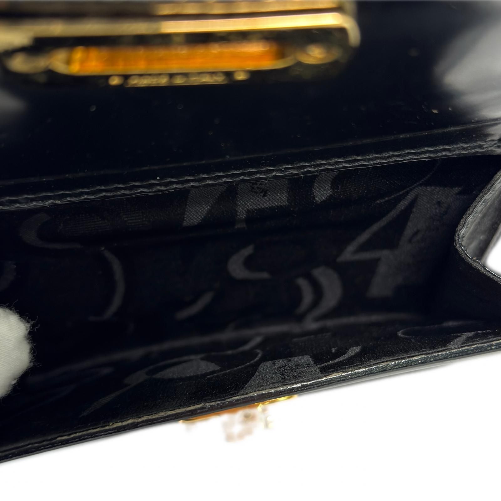 Salvatore Ferragamo サルヴァトーレフェラガモ AQ-216660 