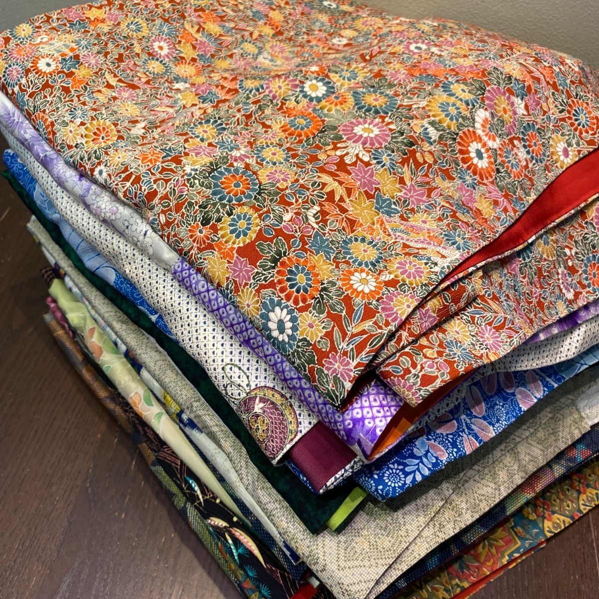 まとめ売り】正絹着物15枚 リメイク素材 ハンドメイド向け - メルカリ