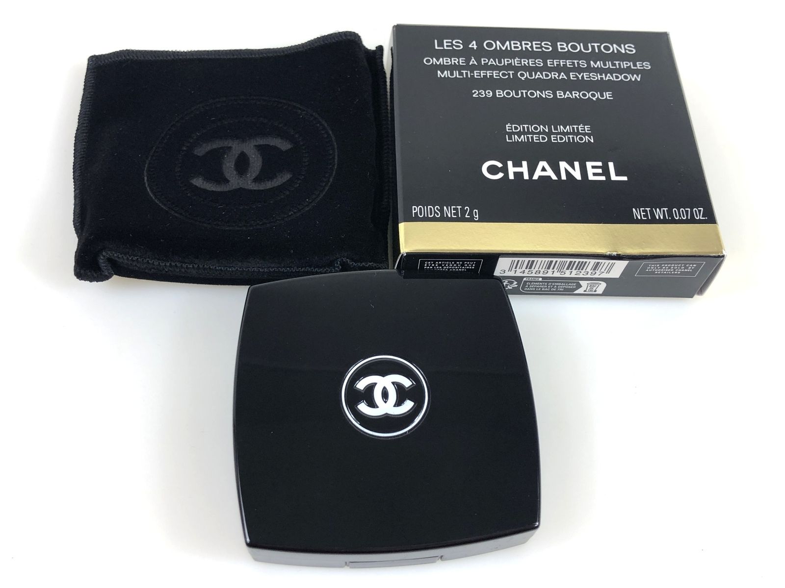 未使用 限定品 シャネル CHANEL レ キャトル オンブル ブトン アイ