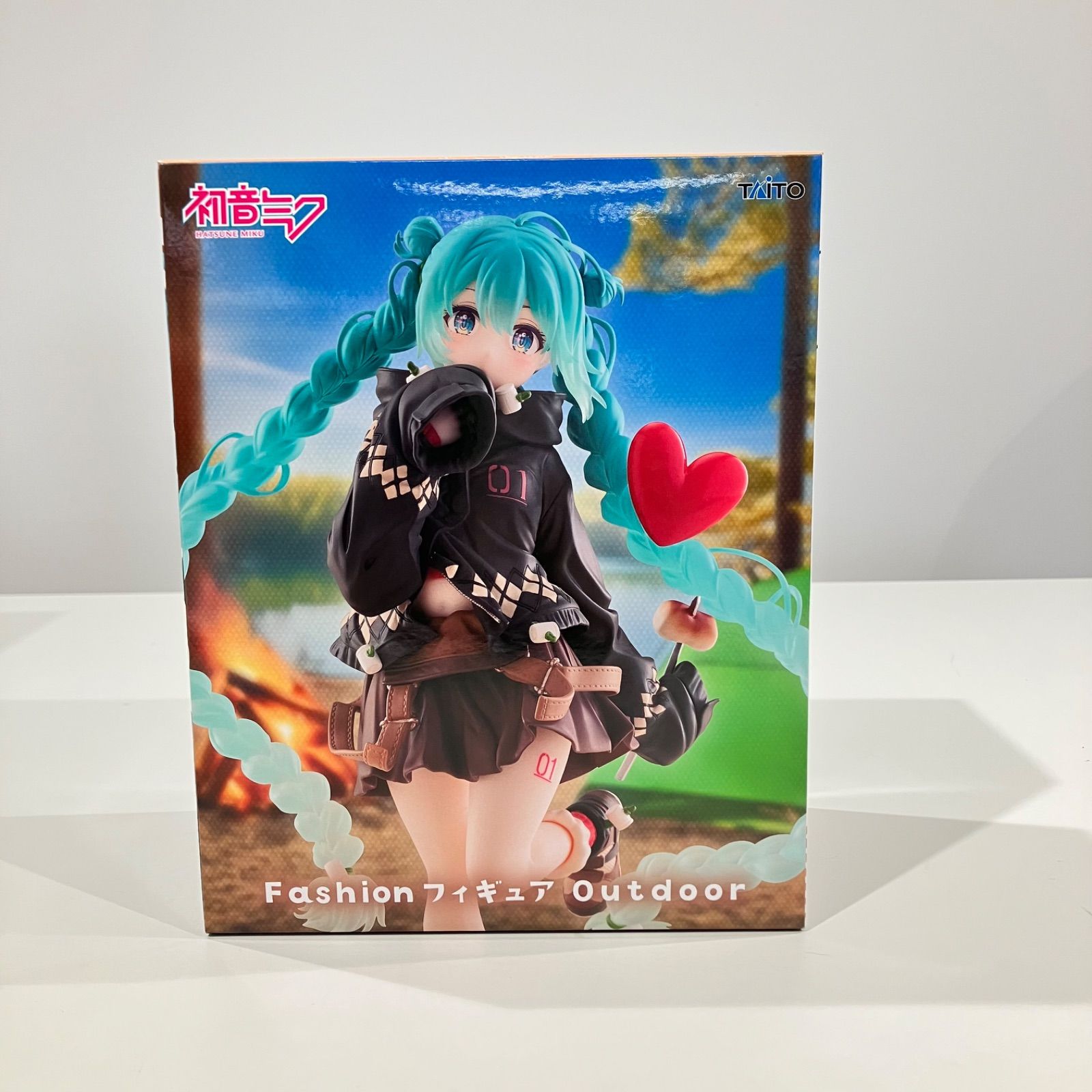 初音ミク Fashion フィギュア Outdoor 【送料無料】 - メルカリ