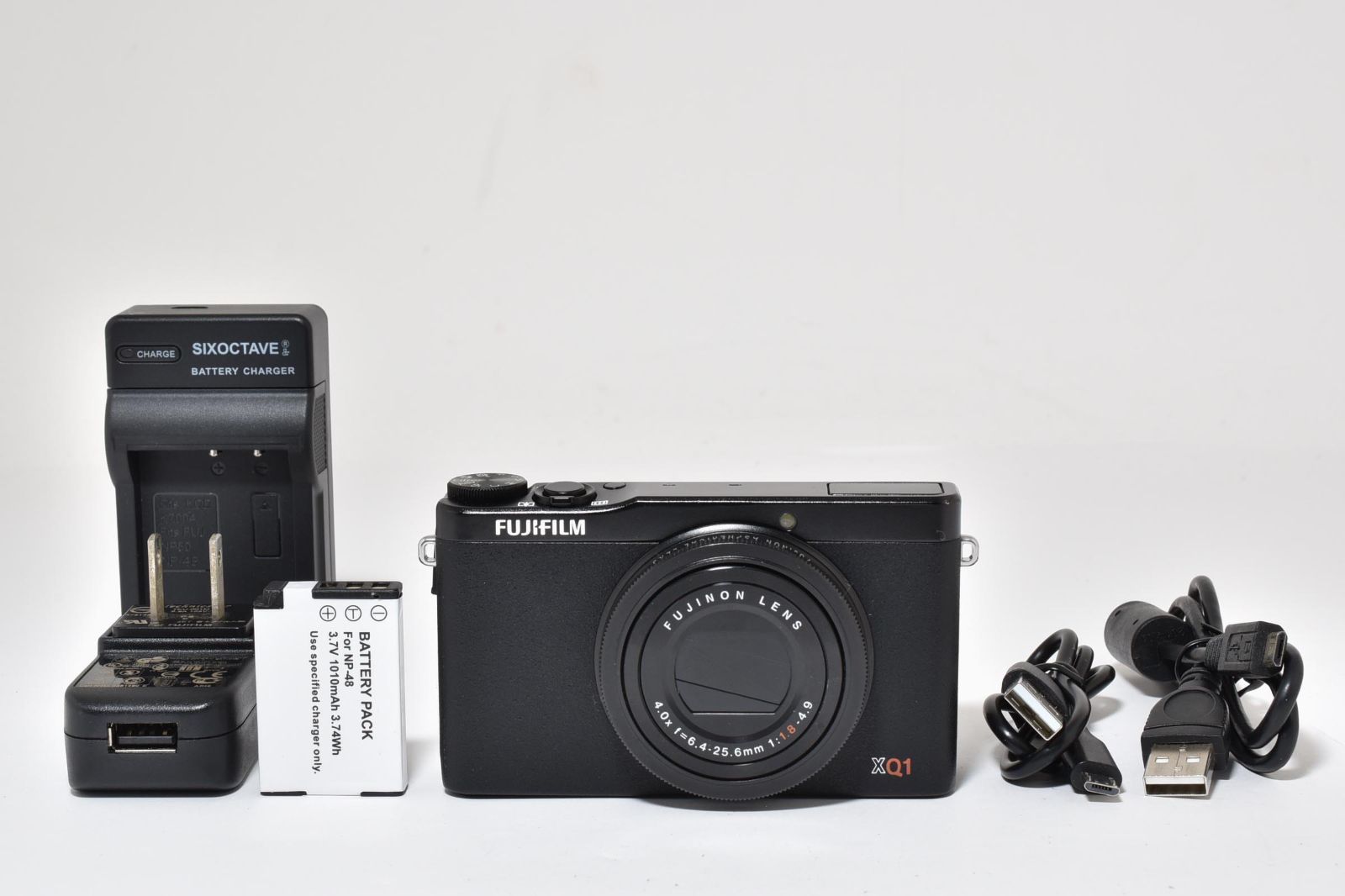 □ ほぼ新品 □ フジフイルム FUJIFILM XQ1 《動作確認済・付属品多数 