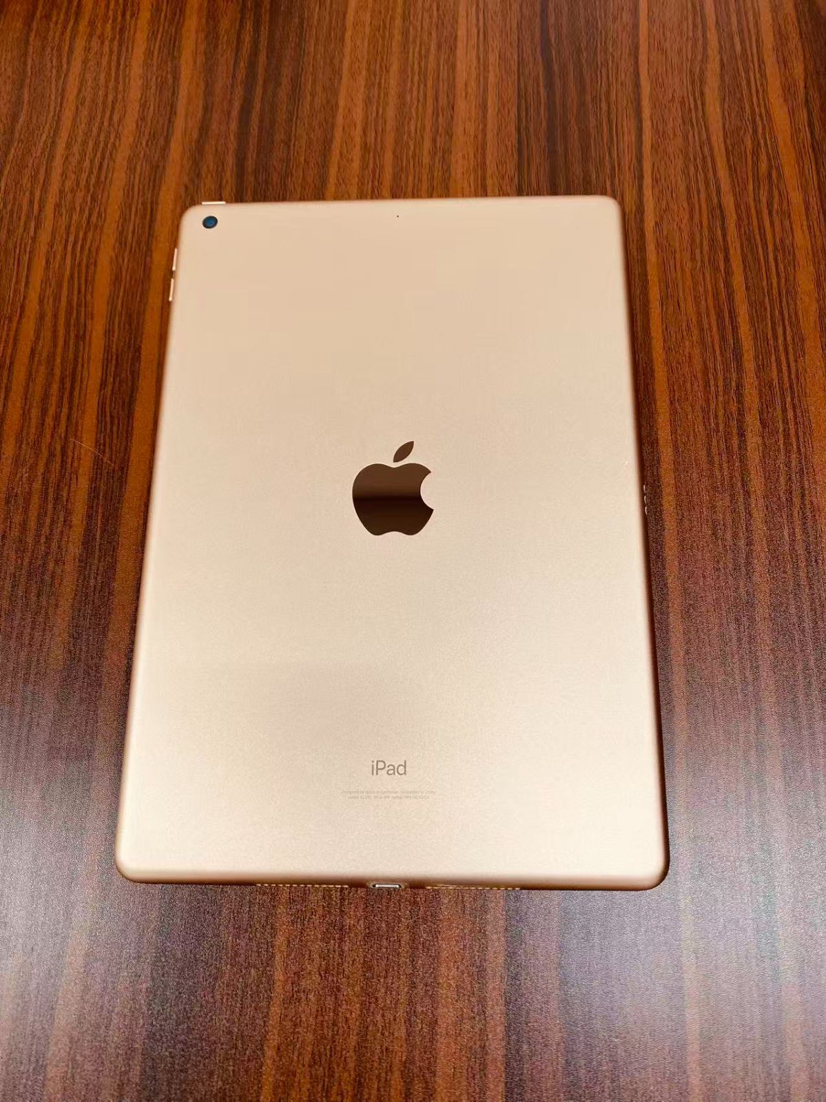 iPad (第8世代) Wi-Fi 128GB ゴールド 【公式通販】