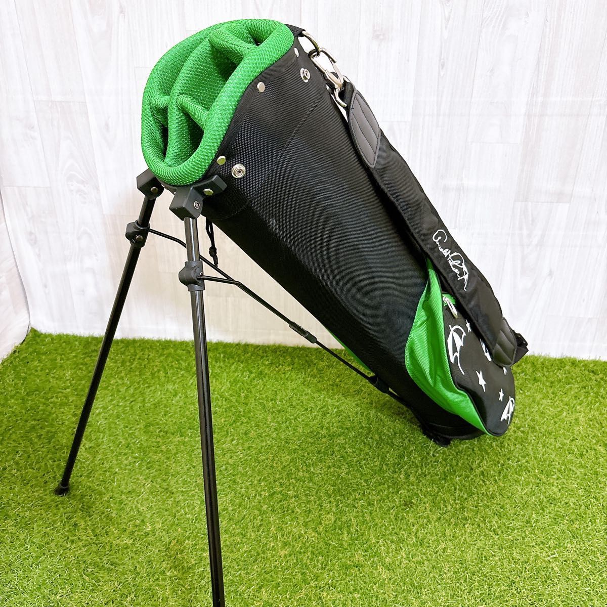 良品 アーノルドパーマー キャディバッグ ゴルフバッグ 軽量 スタンド