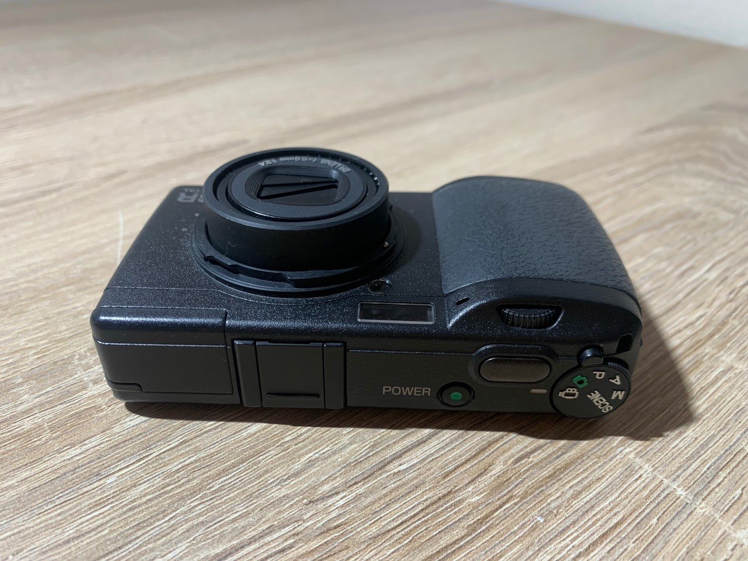 8683 RICOH GR DIGITAL ブラック デジカメ ジャンク品 - メルカリ