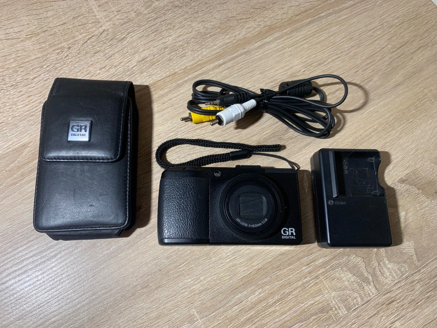 8690 RICOH GR Ⅲ DIGITAL ブラック デジカメ ジャンク品 - メルカリ