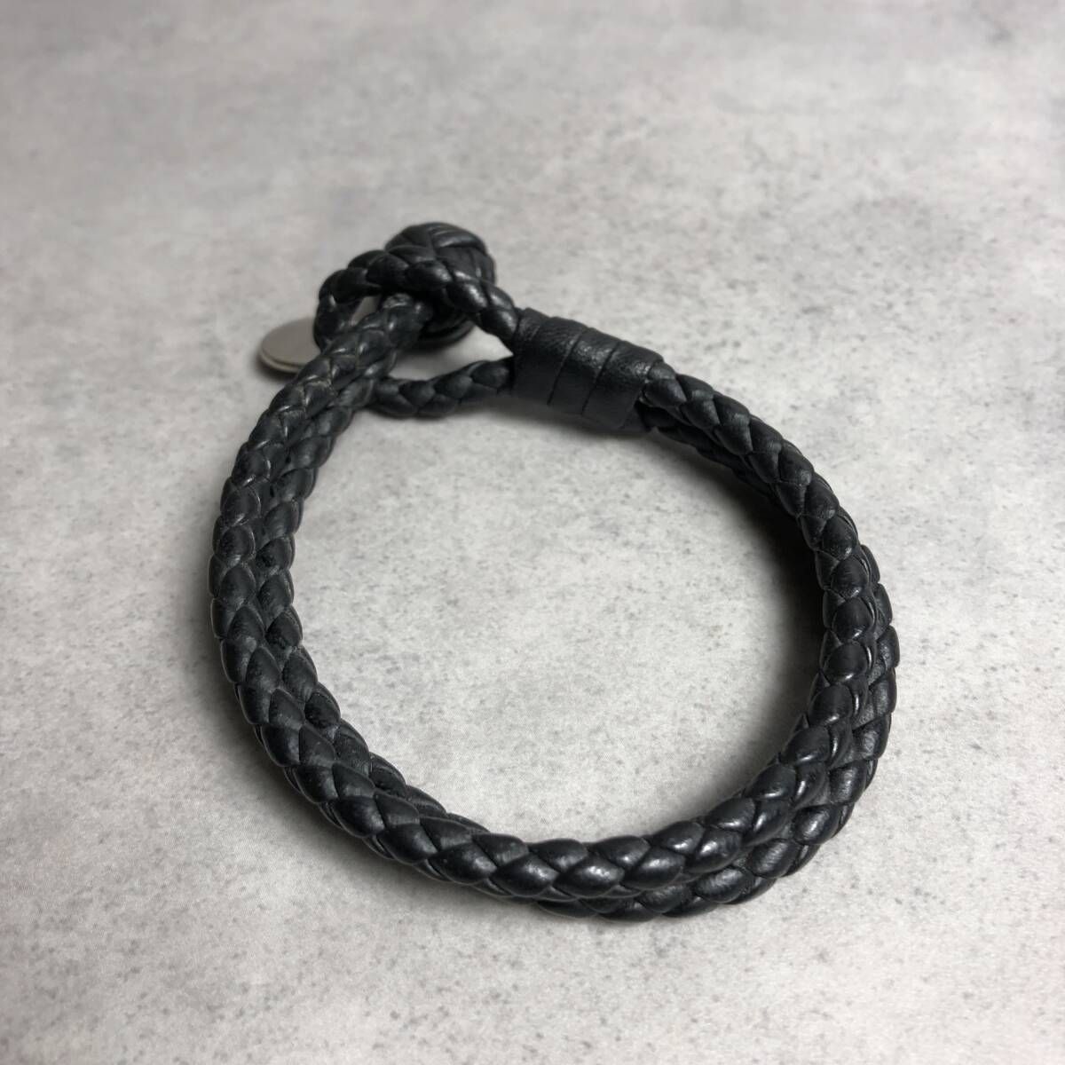 PQ177◇BOTTEGA VENETA : イントレチャート レザーブレスレット◇黒