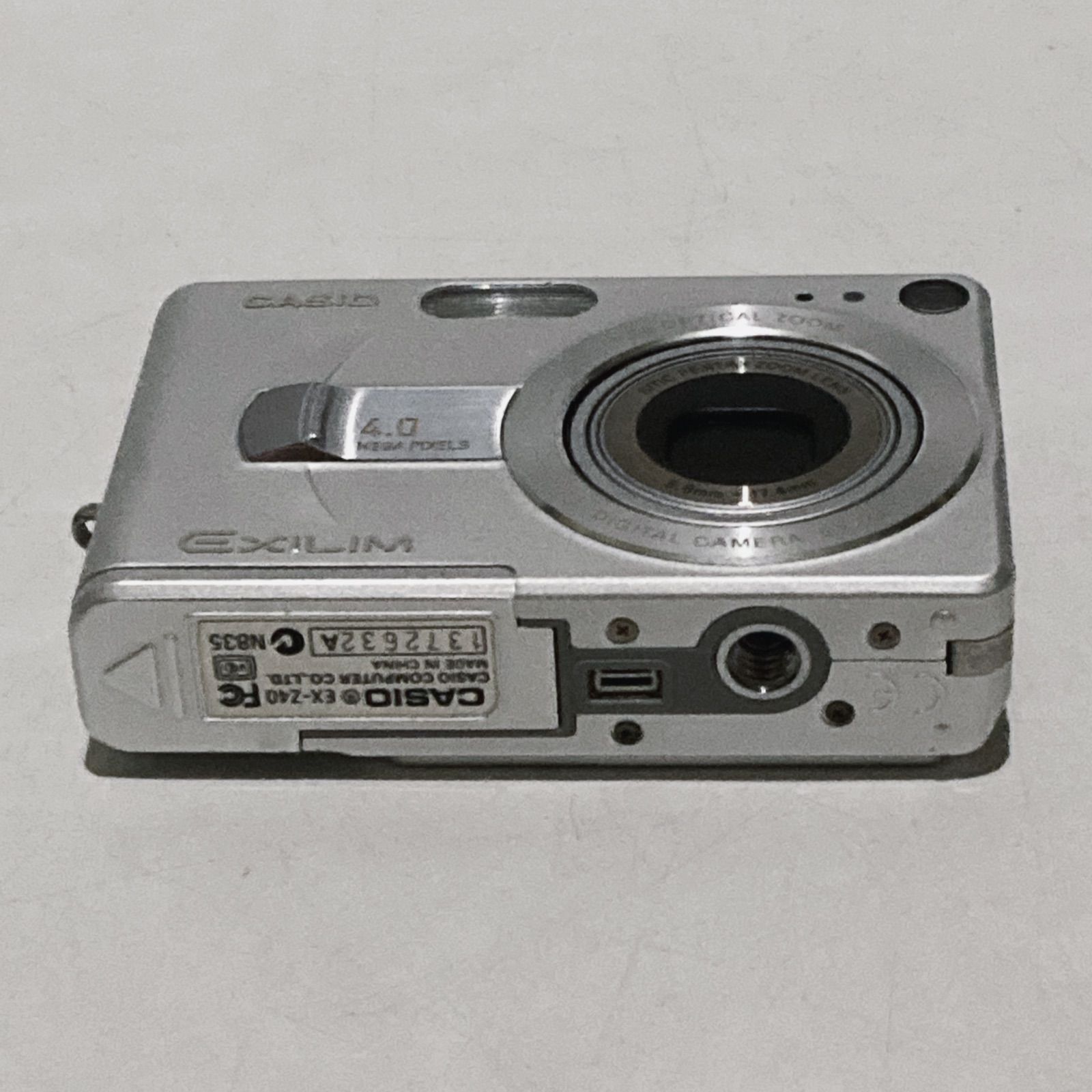 CASIO EXILIM EX-Z40 シルバー オールドコンデジ カシオ デジカメ