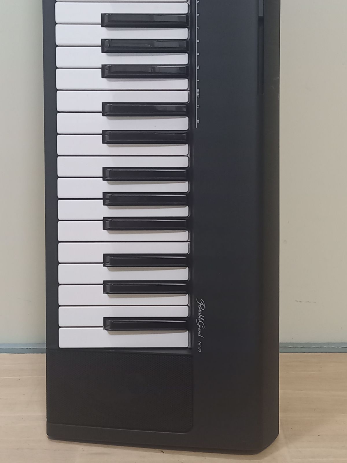 動作確認済】YAMAHA 電子キーボード NP-30 譜面台・アダプター付