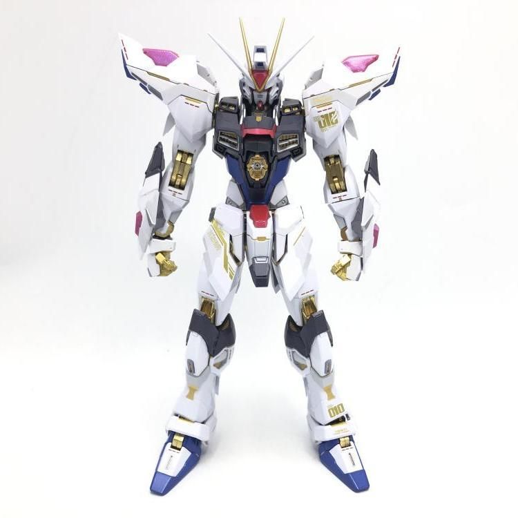 中古】METAL BUILD ストライクフリーダムガンダム [METAL BUILD
