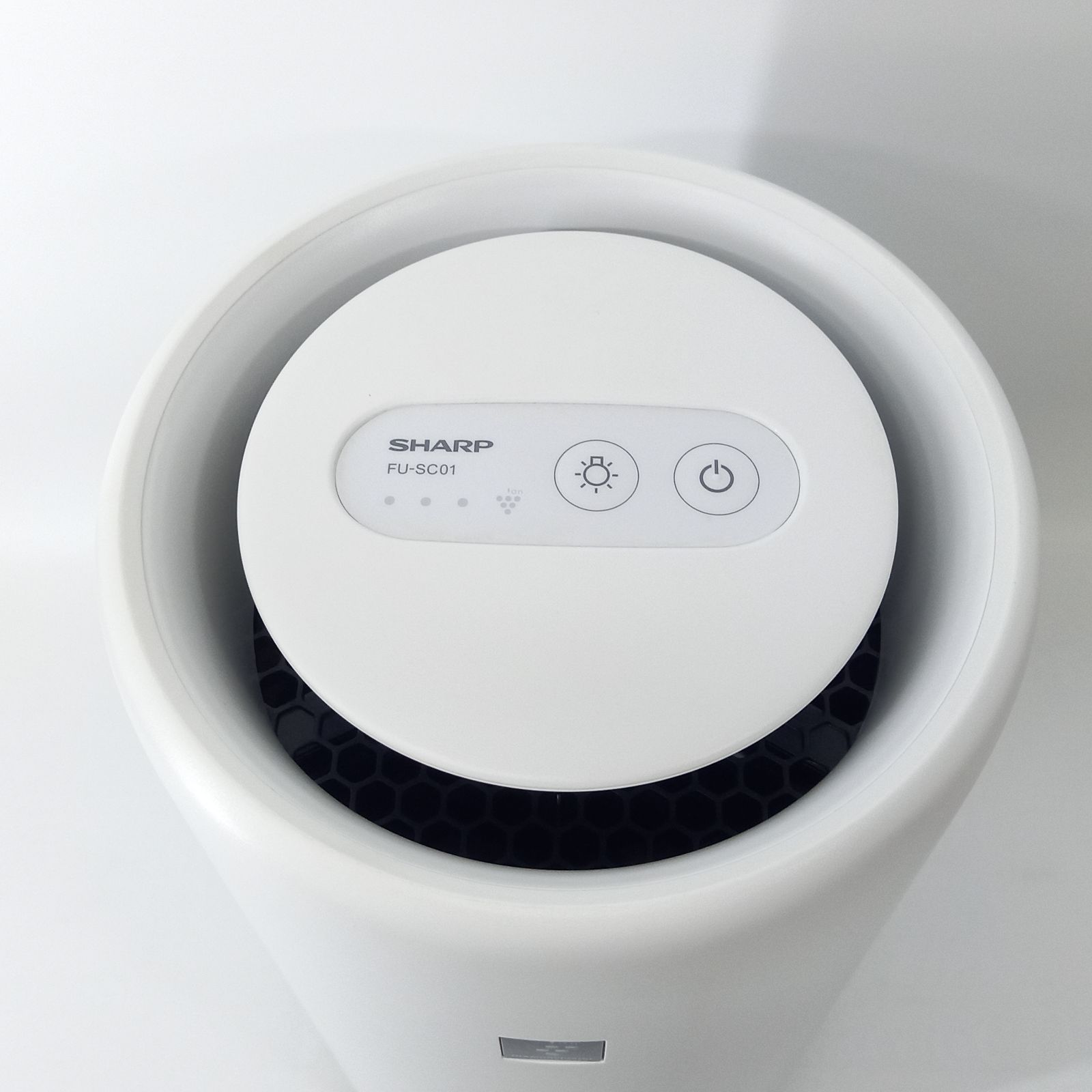 シャープ 空気清浄機 FU-SC01 ホワイト 2023年製 SHARP - メルカリ