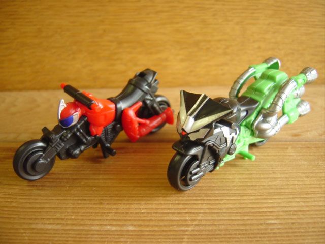 ♯Gee25Lt仮面ライダーダブル組み立てアクション2全5種 - メルカリ