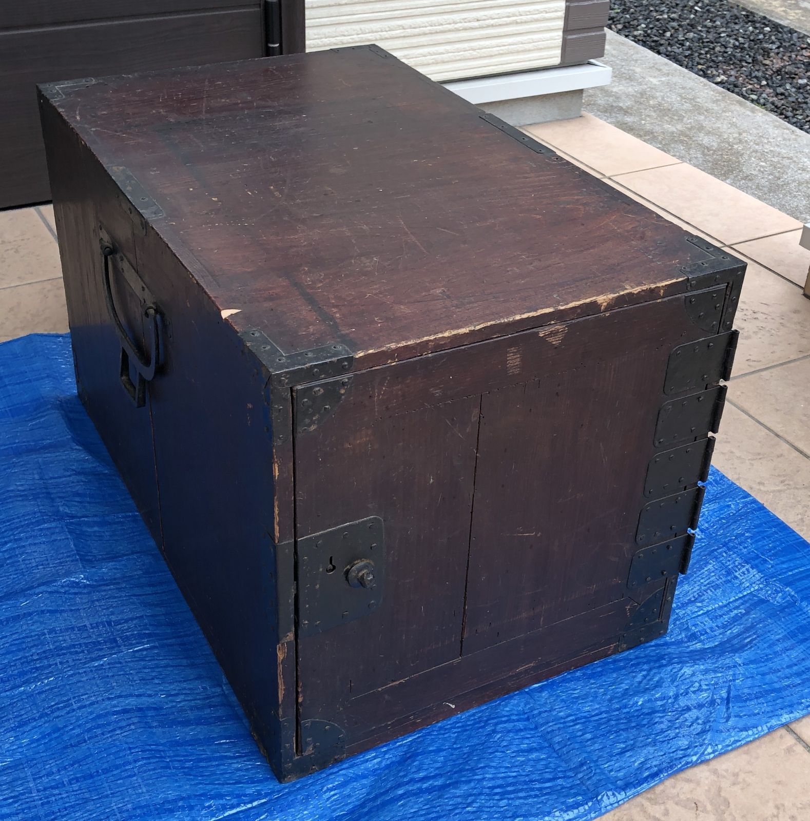 古い木製の収納箱 長持 収納 古家具 古民家 時代家具 【公式通販】