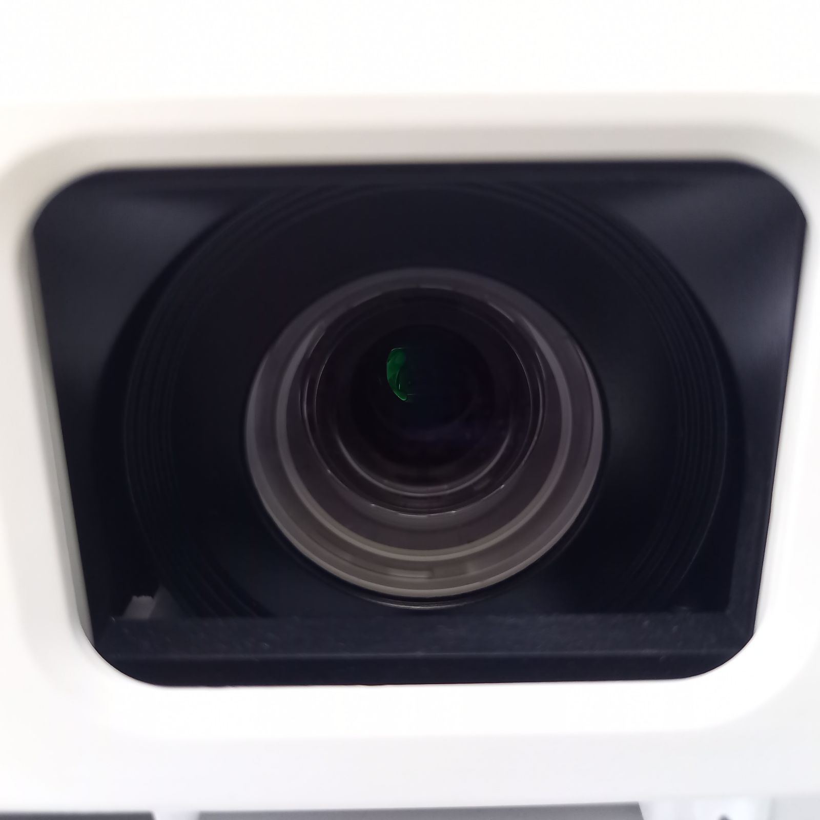 エプソン LCDプロジェクター EB-E01 H971D EPSON - メルカリ