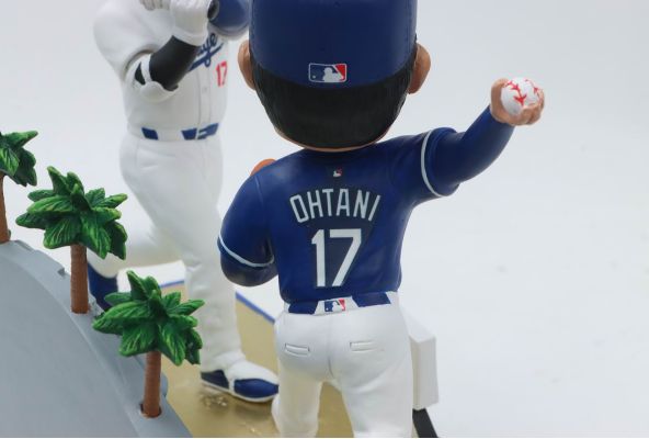 大谷翔平 MLB 世界限定二刀流デュアルボブルヘッド 7inch - メルカリ