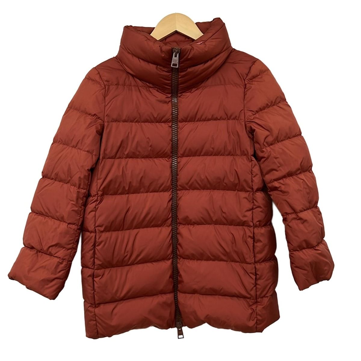 HERNO(ヘルノ) ダウンジャケット サイズ42 M レディース美品 - レッド