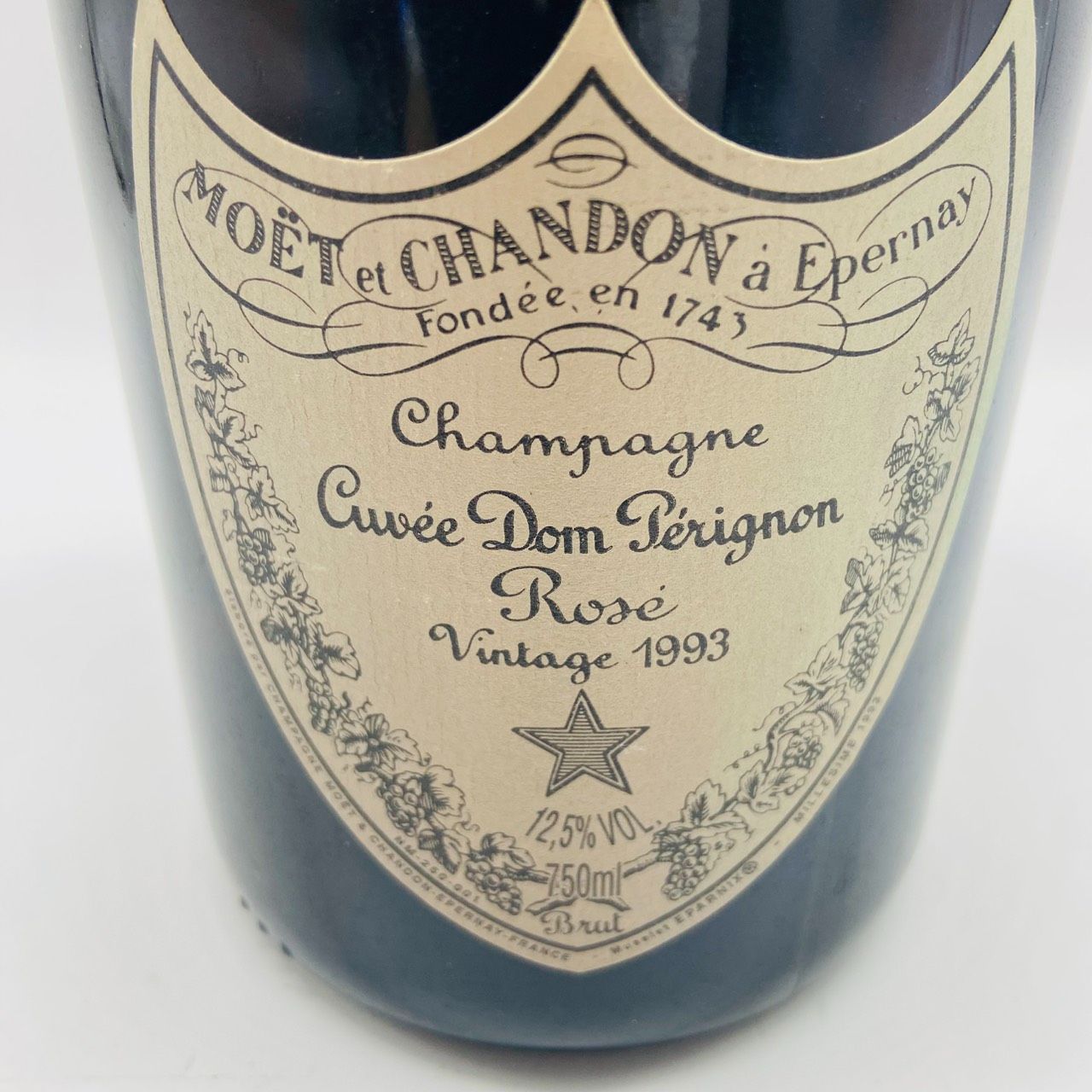 ドン・ペリニヨン 1993 ロゼ 古酒 - メルカリ