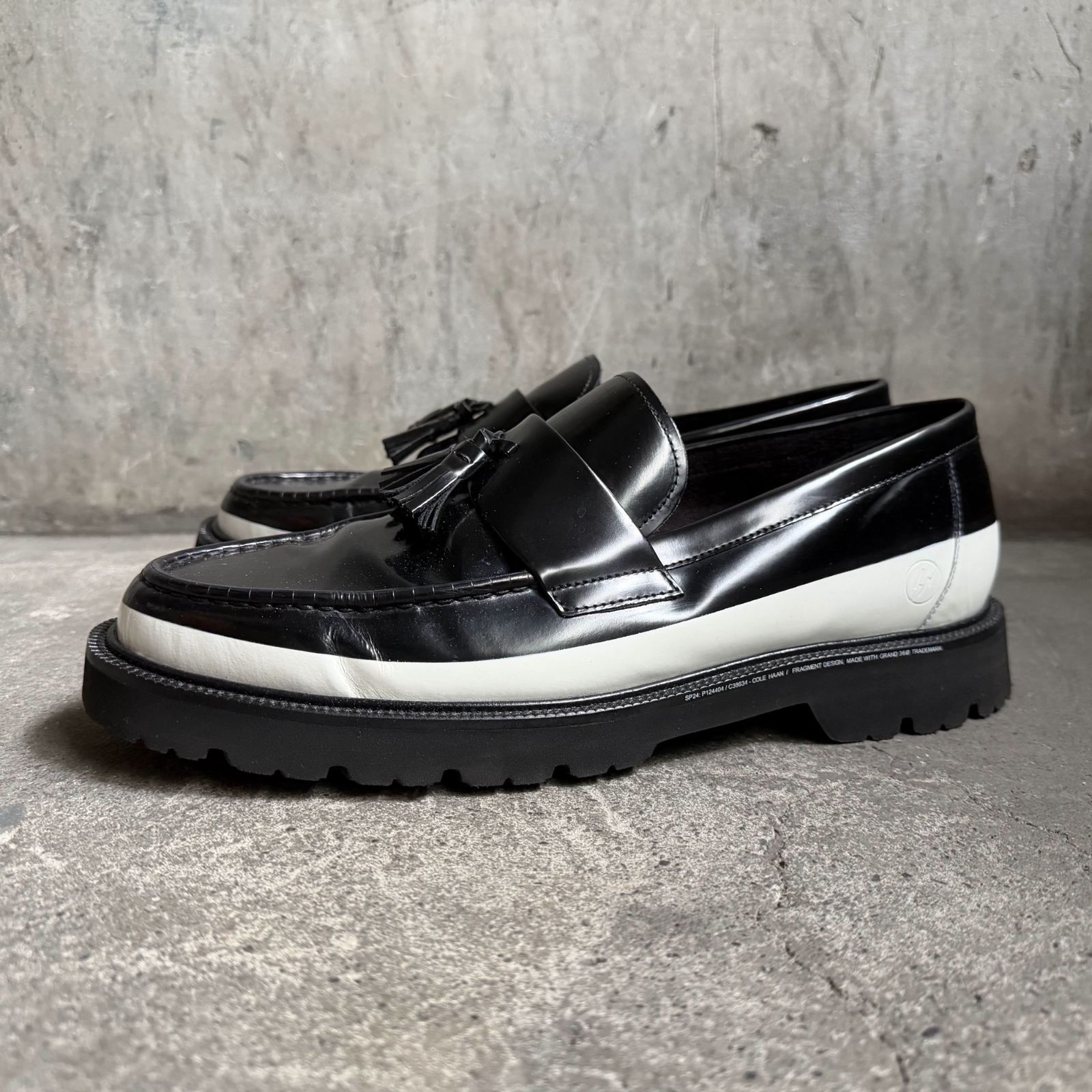 ✨美品✨フラグメント×コールハーン アメリカンクラシック タッセル ローファー COLEHAAN x FRAGMENT 24ss AMERICAN CLASSICS TASSEL LOAFER コンビ