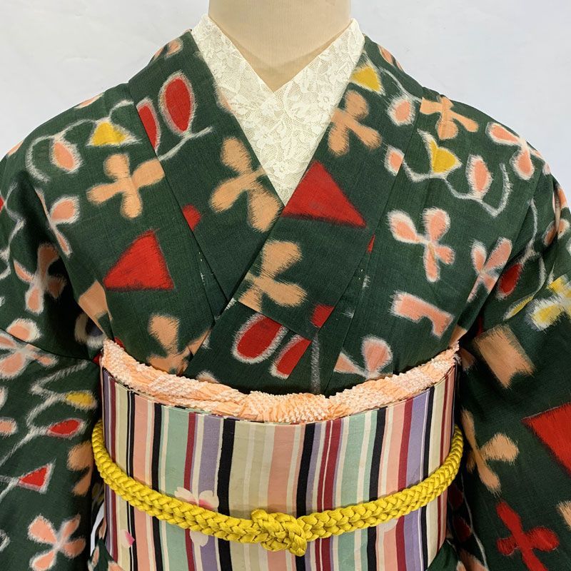603aa6◇アンティーク着物 銘仙 花柄 抽象柄 緑系 レトロモダン 大正