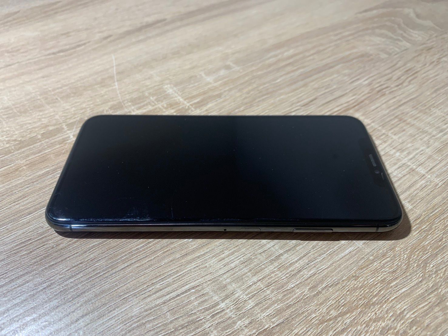 8723 iPhone XS MAX 256GB スペースグレー ジャンク品 - メルカリ