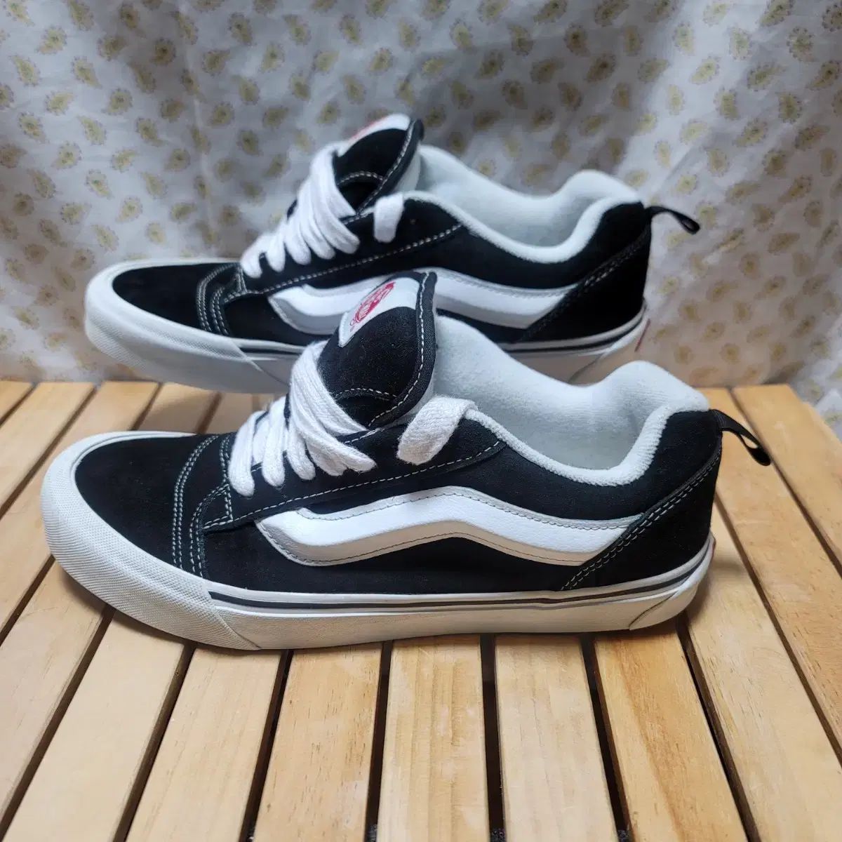 VANS ヴァンズ NewSchool ブラック スニーカー 270 - メルカリ