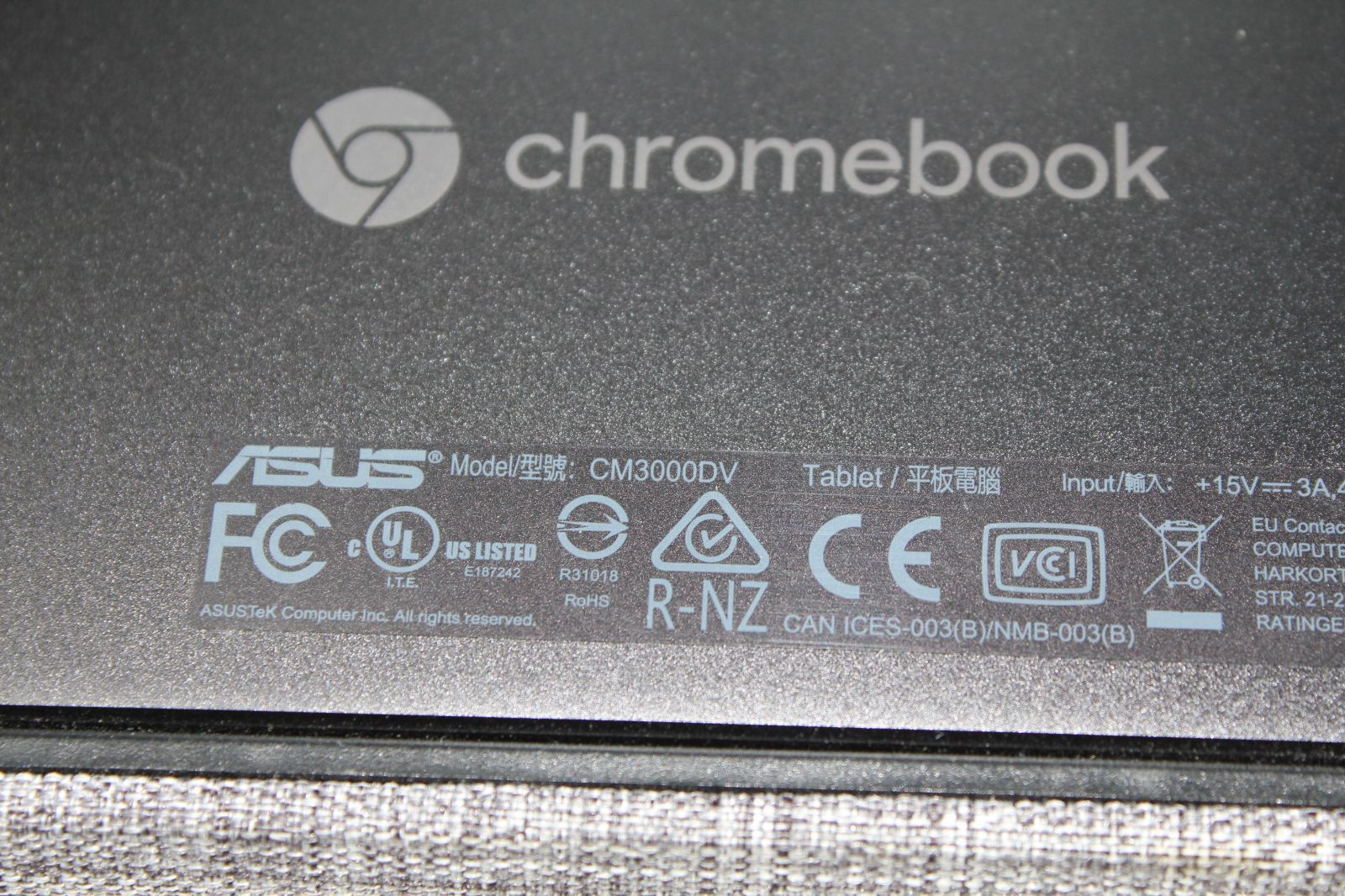 ノートPC】ASUS〈Detachable CM3〉Mt8183/eMMC128GB/メモリ4GB ⑥-正規 