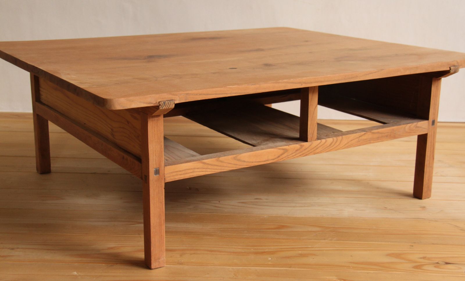 センターテーブル コーヒーテーブル 無垢材 木製 剥離家具 古道具 古