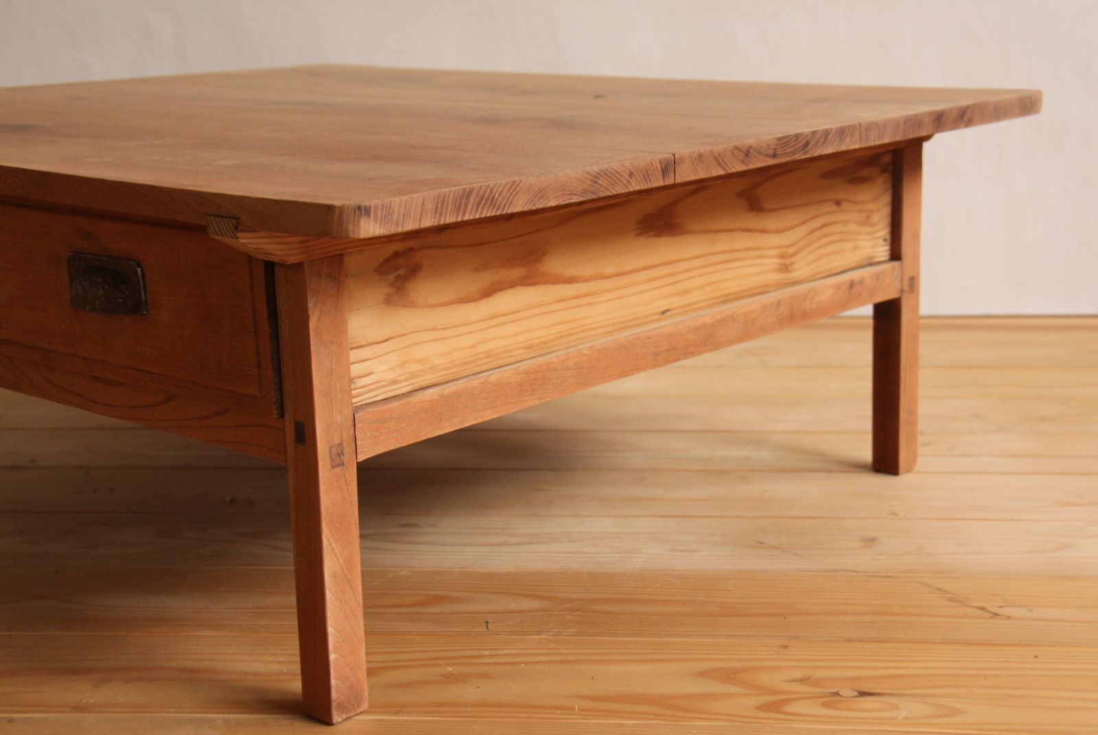 センターテーブル コーヒーテーブル 無垢材 木製 剥離家具 古道具 古