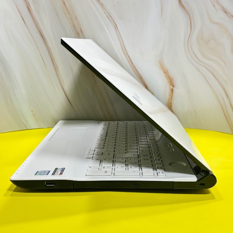 美品 LAVIE ノートPC SSD240GB/8GB Corei3-6100U 美品 LAVIE ノートPC SSD240GB/8GB Corei3-6100U 【公式通販】